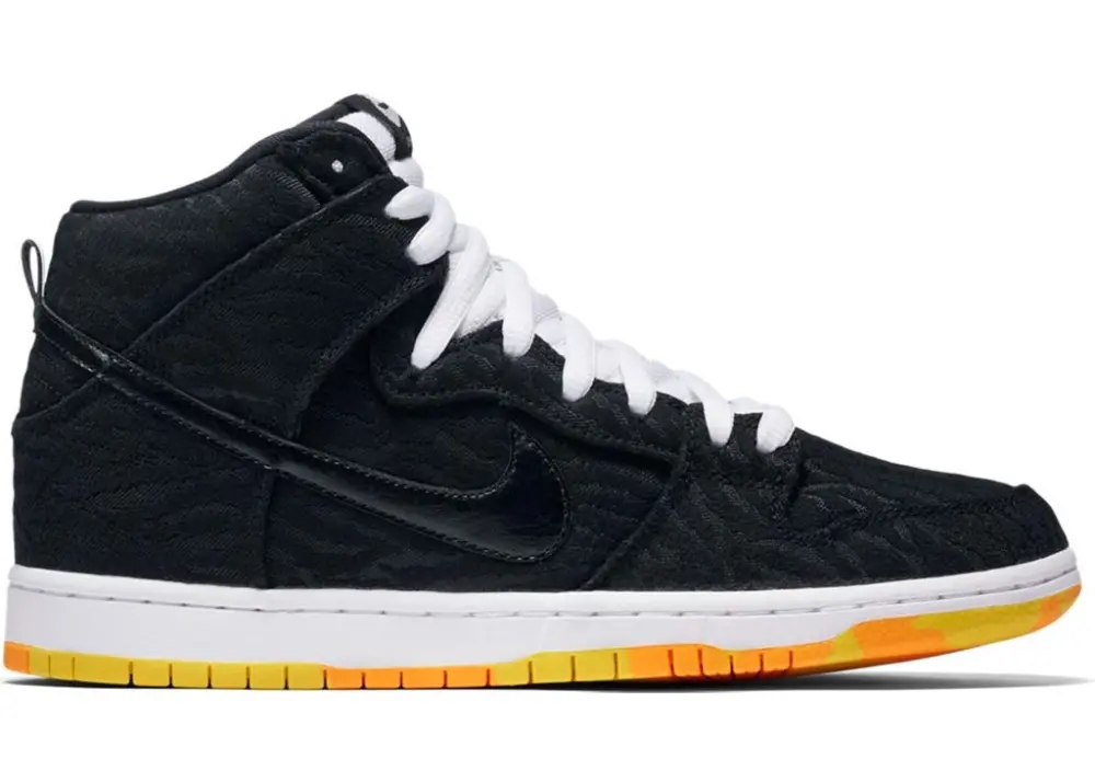 Giày Nike SB Dunk High Skunk 305050-034