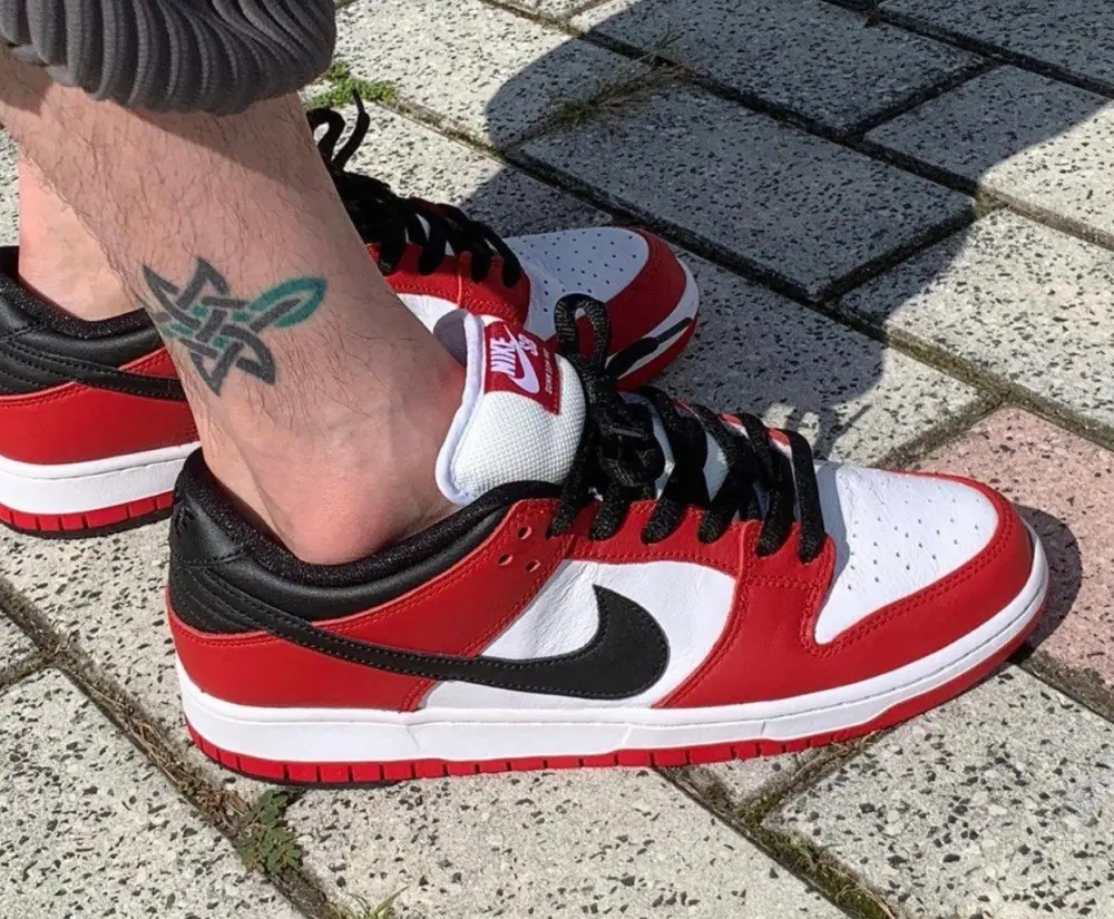 Alternative view of Giày Nike SB Dunk Low J-Pack Chicago BQ6817-600