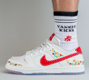 Alternative view of Giày Nike SB Dunk Low Decon N7 'Yellow Red' FD6951-700