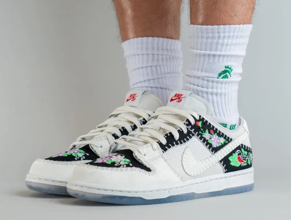 Alternative view of Giày Nike SB Dunk Low Decon N7 'Black Sail' FD6951-300
