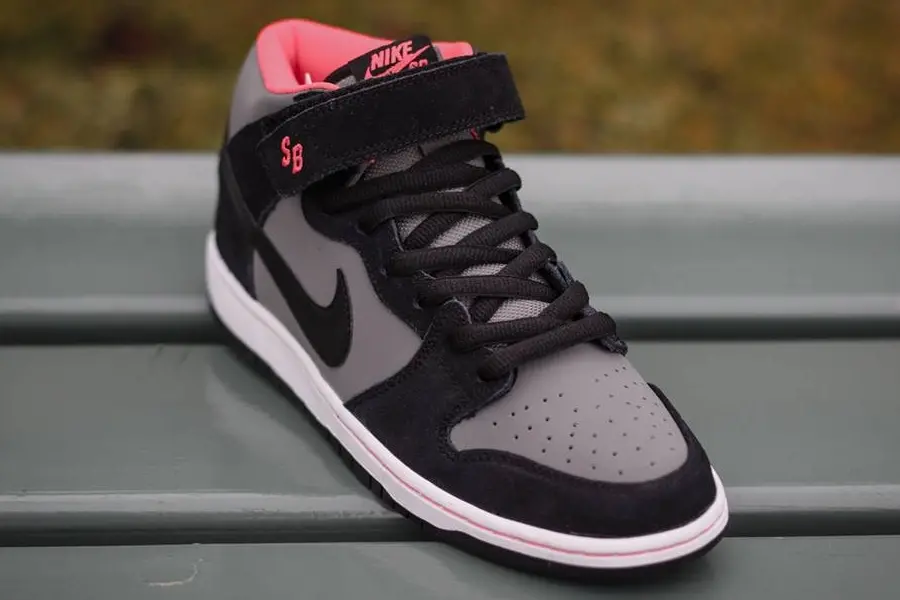 Giày Nike Dunk SB Mid Black Medium Grey 314383-018 - Ảnh 4