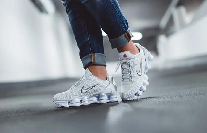 Alternative view of Giày Nike Wmns Shox TL 'White Silver' AR3566-100