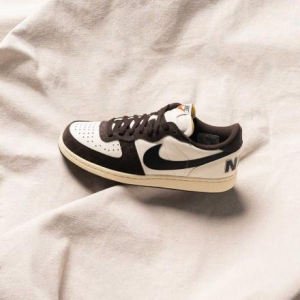 Alternative view of Giày Nike Terminator Low 'Croc Velvet Brown' FN7815-200