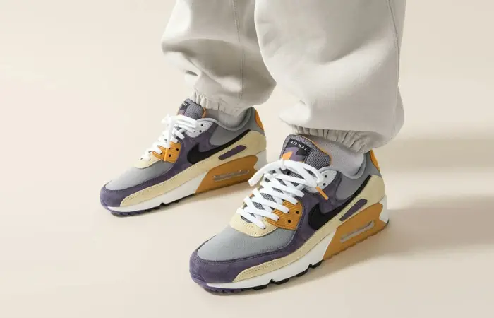 Alternative view of Giày Nike Air Max 90 NRG 'Court Purple Lemon Drop' DC6083-500