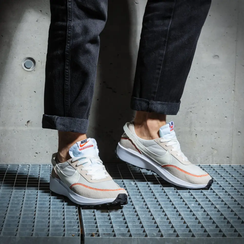 Giày Nike Waffle Debut 'Light Orewood Brown Sail' DH9522-100 - Ảnh 4