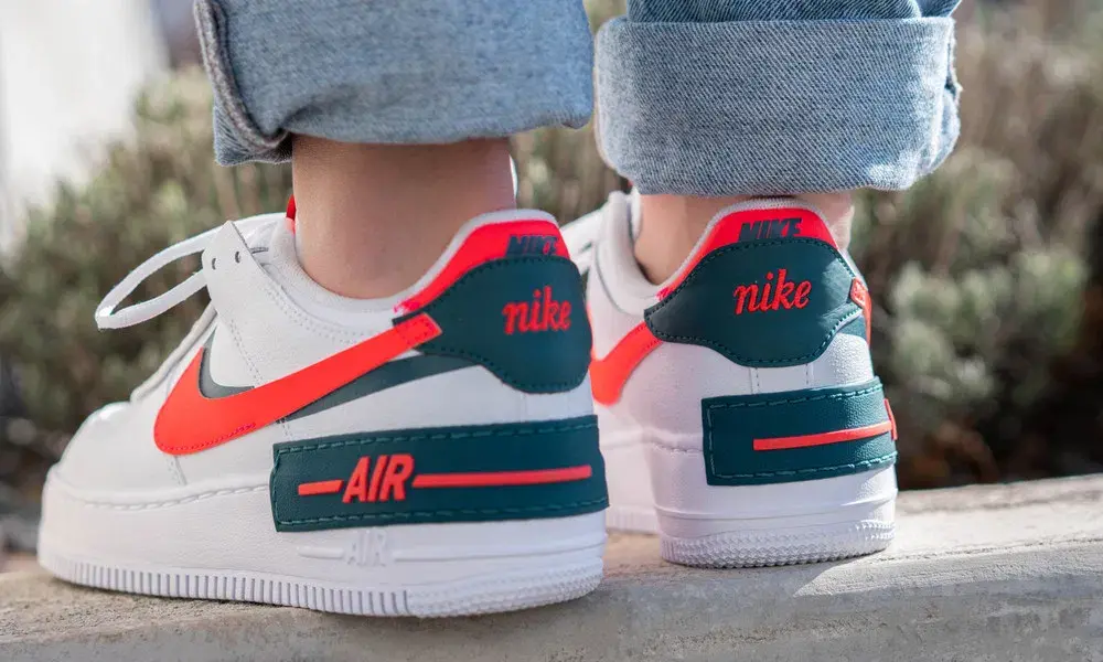 Giày Nike Wmns Air Force 1 Shadow 'White Solar Red' DB3902-100 - Ảnh 4