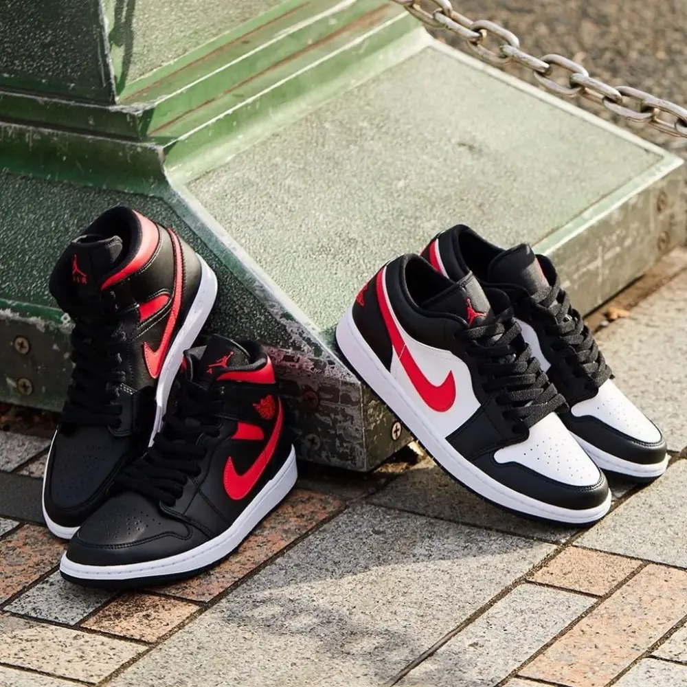 Giày Nike Wmns Air Jordan 1 Mid 'Siren Red' BQ6472-004 - Ảnh 4