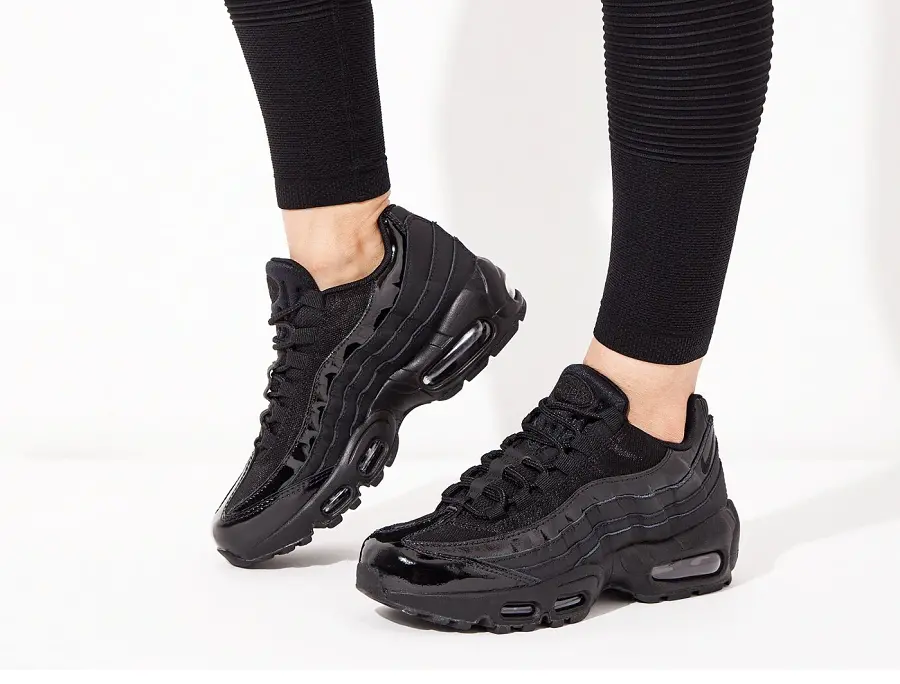 Alternative view of Giày Nike Wmns Air Max 95 'Black' 307960-010