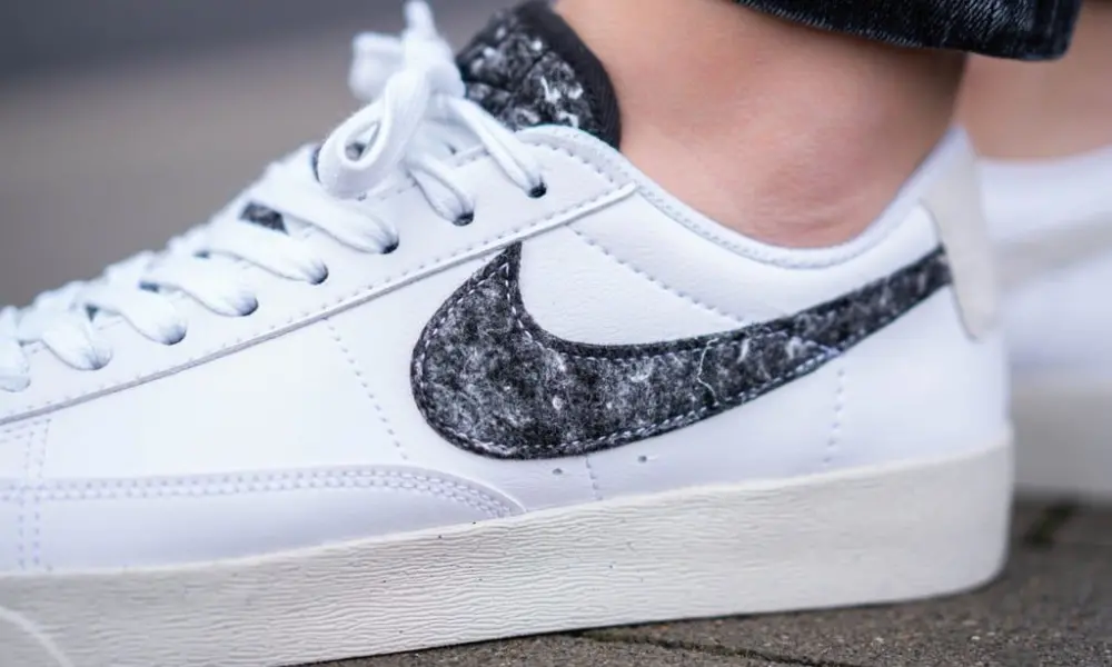 Alternative view of Giày Nike Wmns Blazer Low SE 'Recycled Wool Pack White Black' DA4934-100