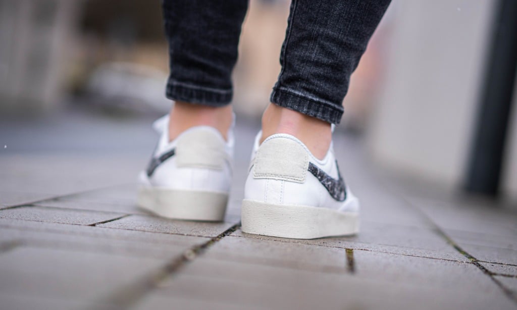 Giày Nike Wmns Blazer Low SE 'Recycled Wool Pack White Black' DA4934-100 - Ảnh 6