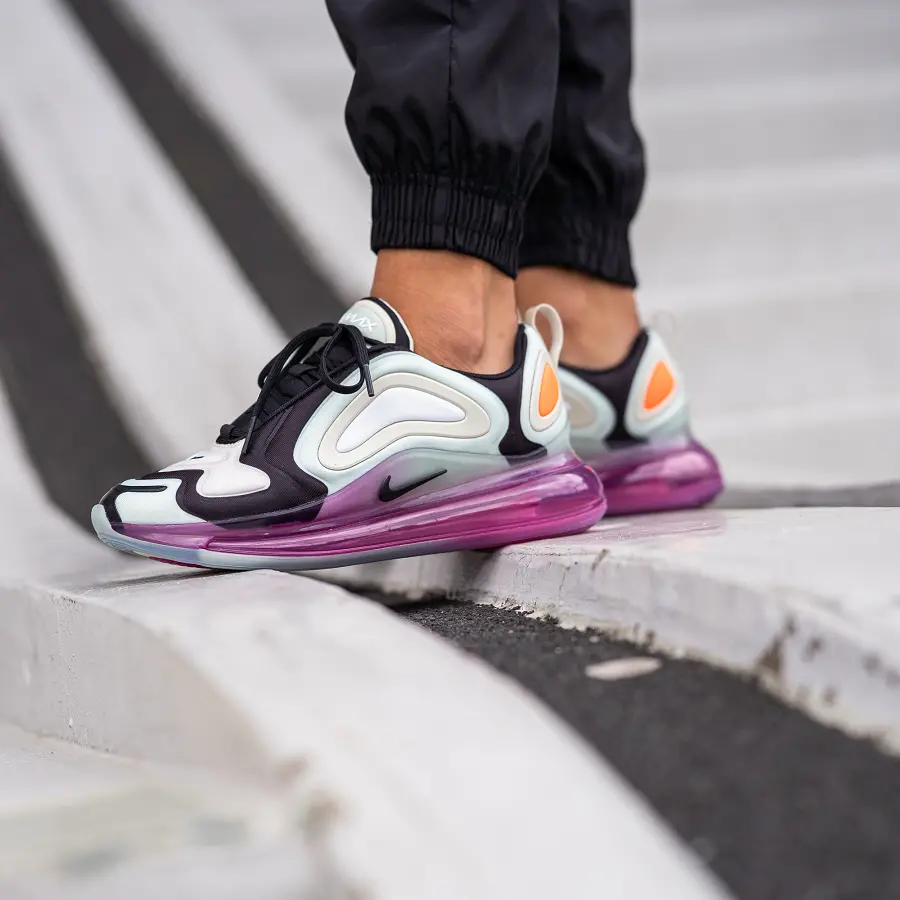 Alternative view of Giày Nike Wmns Air Max 720 'Black Fossil Pistachio' CI3868-001