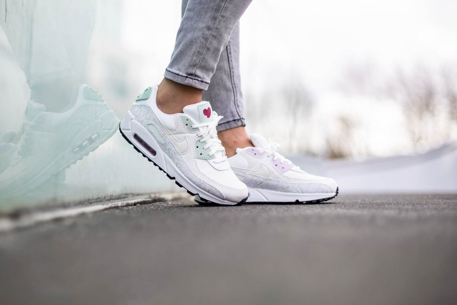 Giày Nike Air Max 90 SE 'Valentine's Day' CI7395-100 - Ảnh 6