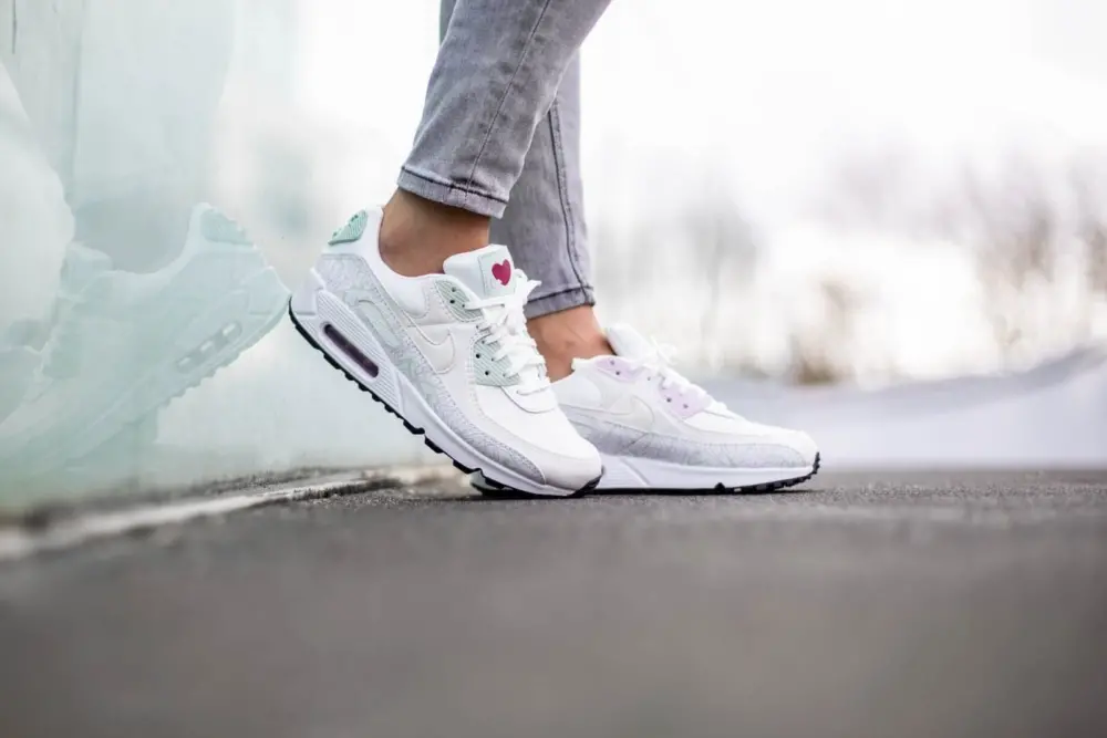 Giày Nike Air Max 90 SE 'Valentine's Day' CI7395-100 - Ảnh 6