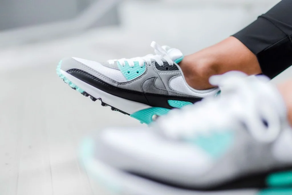 Giày Nike Wmns Air Max 90 'Turquoise' CD0490-104 - Ảnh 3