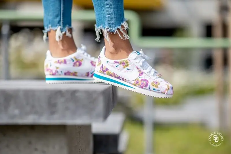 Giày Nike Cortez 'White Floral' AV1338-100 - Ảnh 4