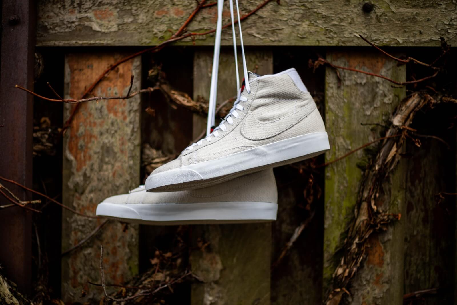 Giày Nike Stranger Things x Blazer Mid QS 'Upside Down' CJ6102-100 - Ảnh 3