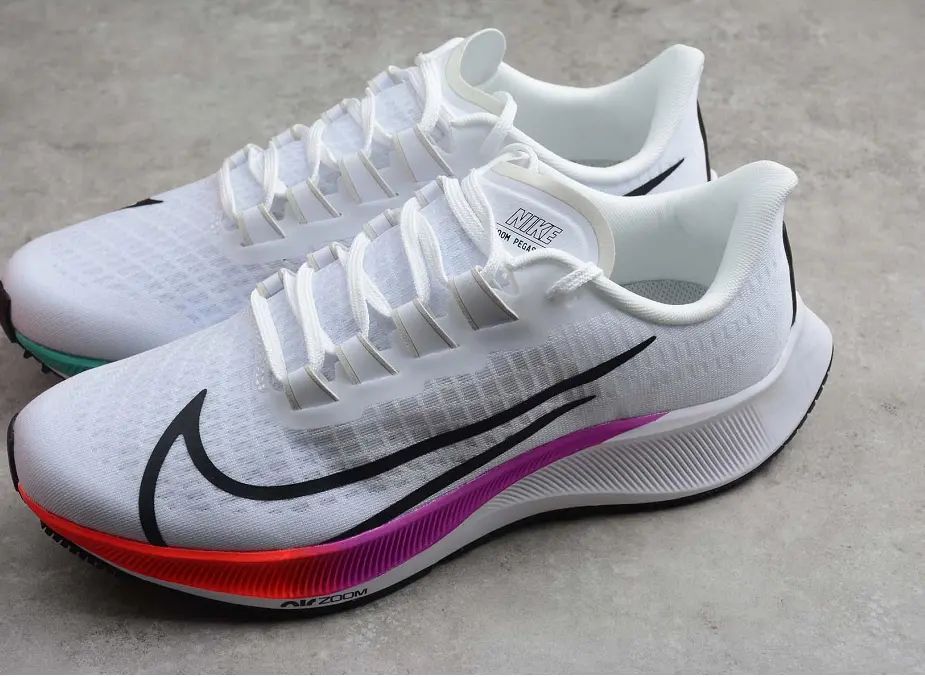Alternative view of Giày Nike Air Zoom Pegasus 37 'White Multi' BQ9646-103