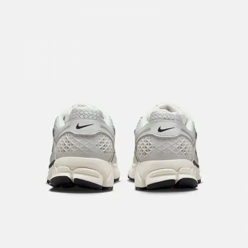 Giày Nike Air Zoom Vomero 5 'Photon Dust Metallic Silver' FD0884-025 - Ảnh 3