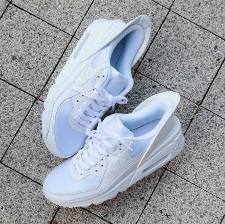 Giày Nike Air Max 90 'Flyease Tripple White' CU0814-102 - Ảnh 6