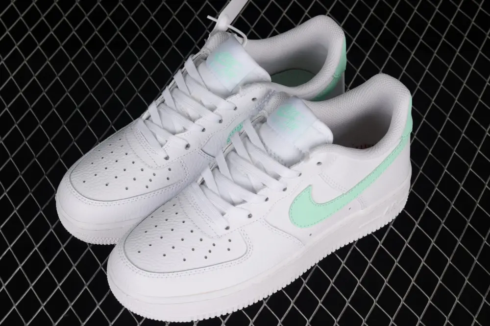 Alternative view of Giày Nike Air Force 1 07 Low 'White Light Green' CT3839-105