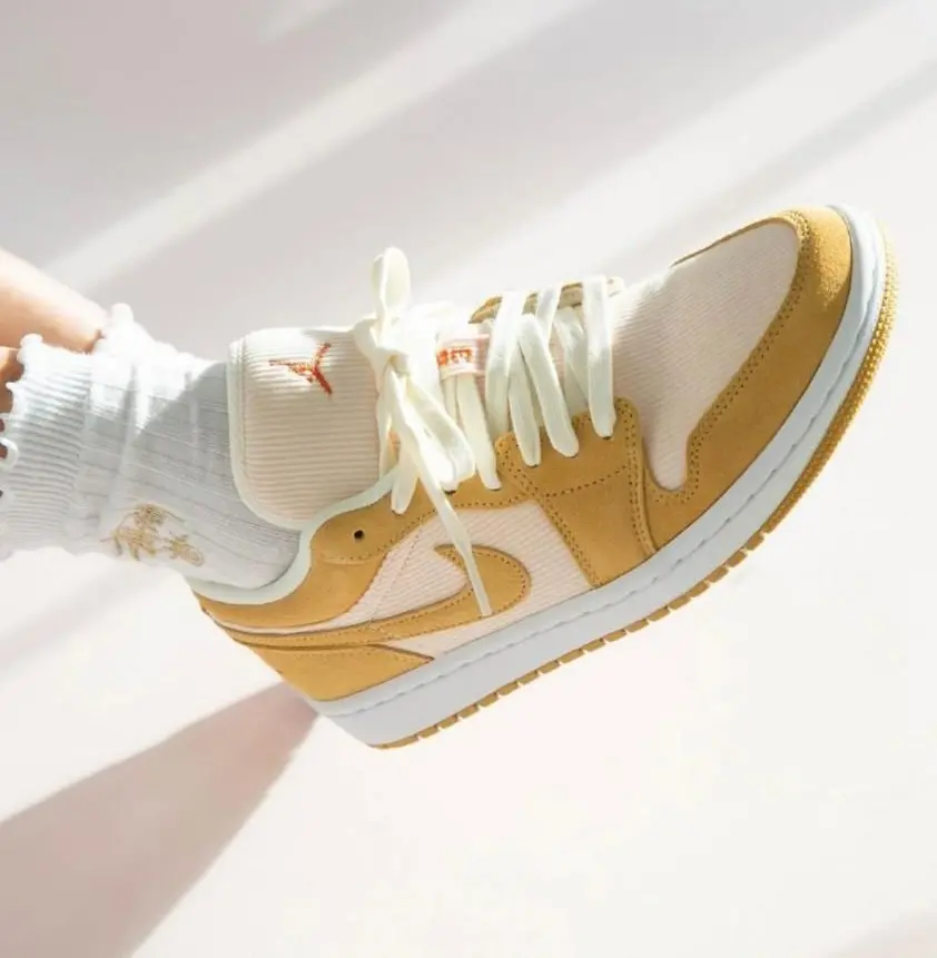 Giày Nike Wmns Air Jordan 1 Low SE 'Twine' DH7820-700 - Ảnh 4