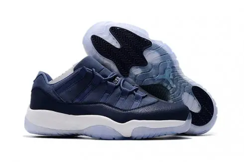 Alternative view of Giày Nike Air Jordan 11 Retro Low GS 'Blue Moon' 580521-408
