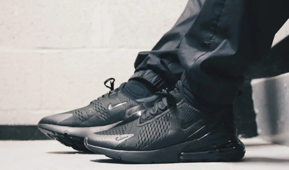 Alternative view of Giày Nike Air Max 270 'Triple Black' AH8050-005