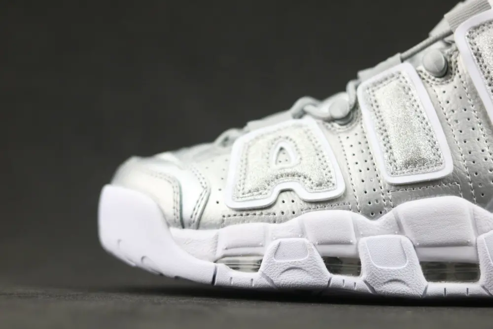 Alternative view of Giày Nike Air More Uptempo 'Loud and Clear' 917593-003