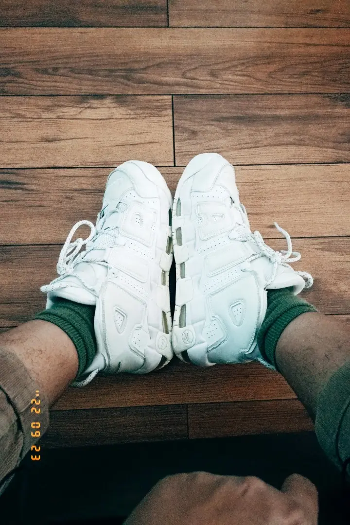 Giày Nike Air More Uptempo 'Triple White' 415082-102 - Ảnh 4
