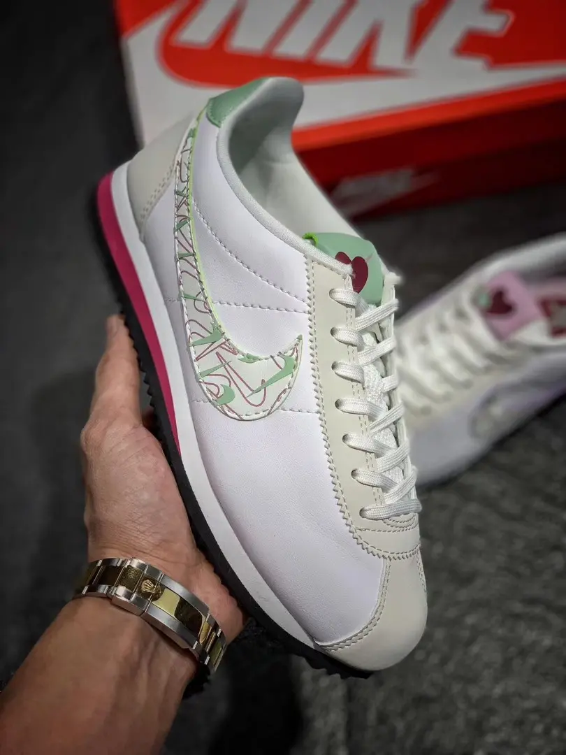 Giày Nike Wmns Classic Cortez SE 'Valentine' CI7854-100 - Ảnh 4