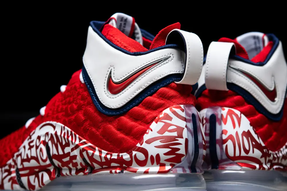 Giày Nike LeBron 17 'Graffiti Remix Red' CT6047-600 - Ảnh 5
