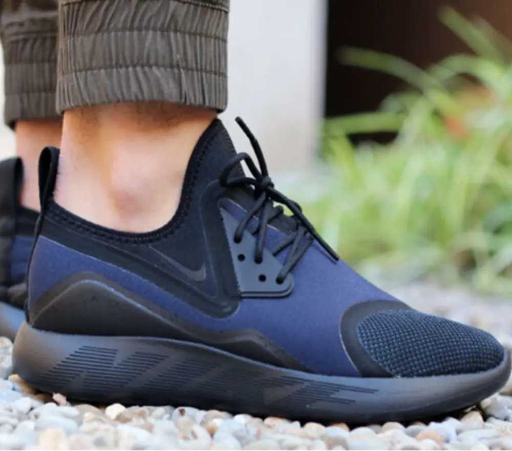 Alternative view of Giày Nike Lunarcharge Essential 'Black Obsidian' 923619-007