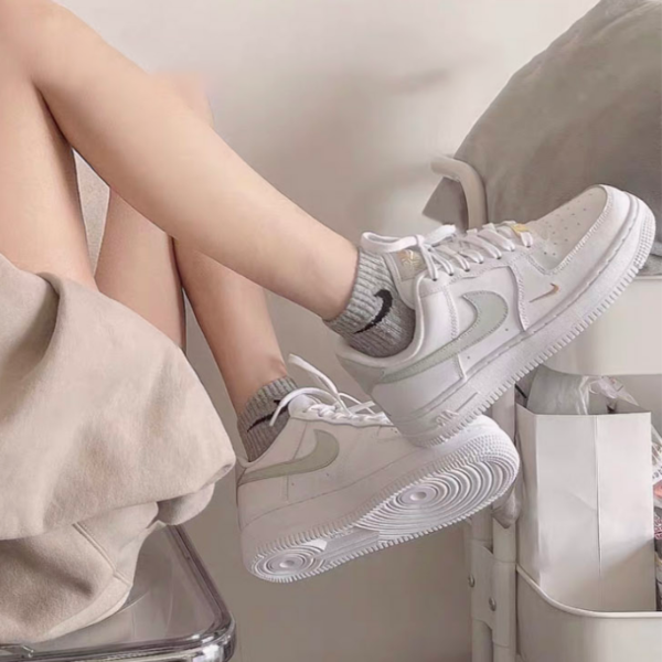 Giày Nike Wmns Air Force 1 'White Light Silver' CZ0270-106 - Ảnh 6