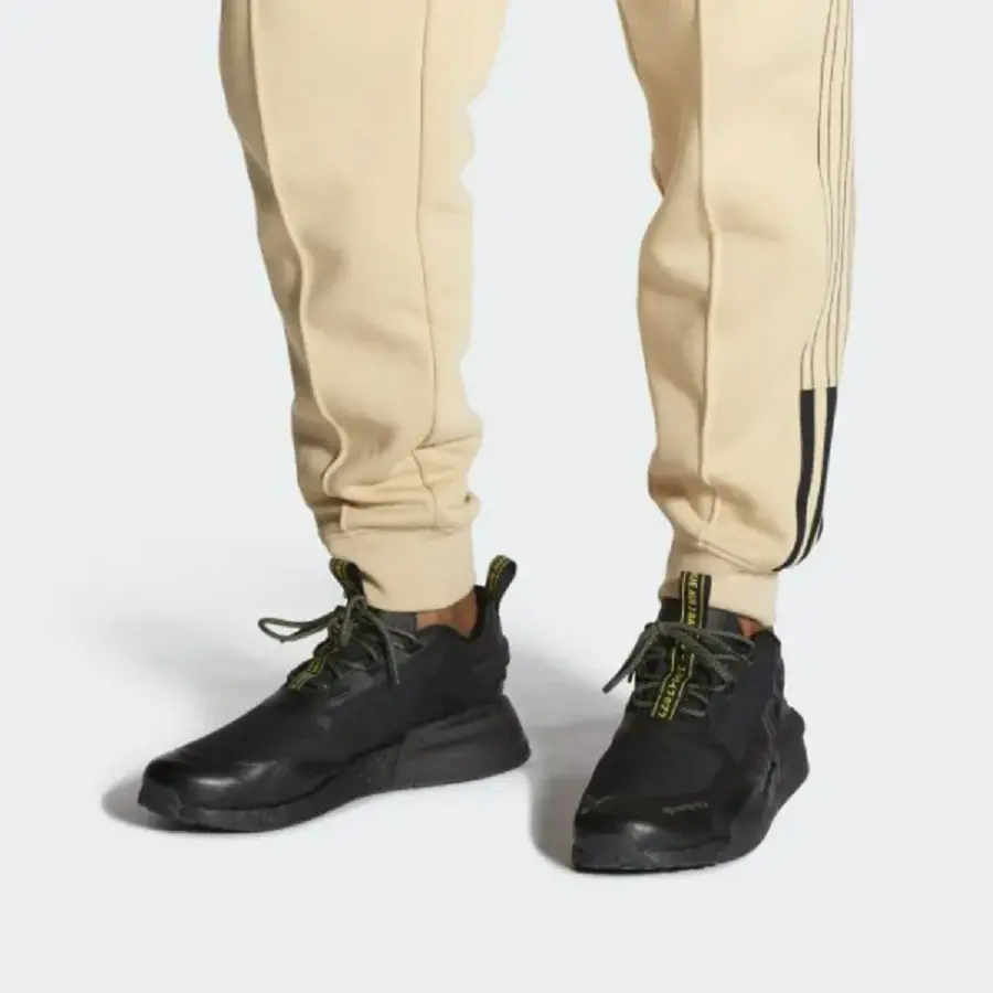 Alternative view of Giày Adidas NMD_V3 GTX ‘Black’ GX9472