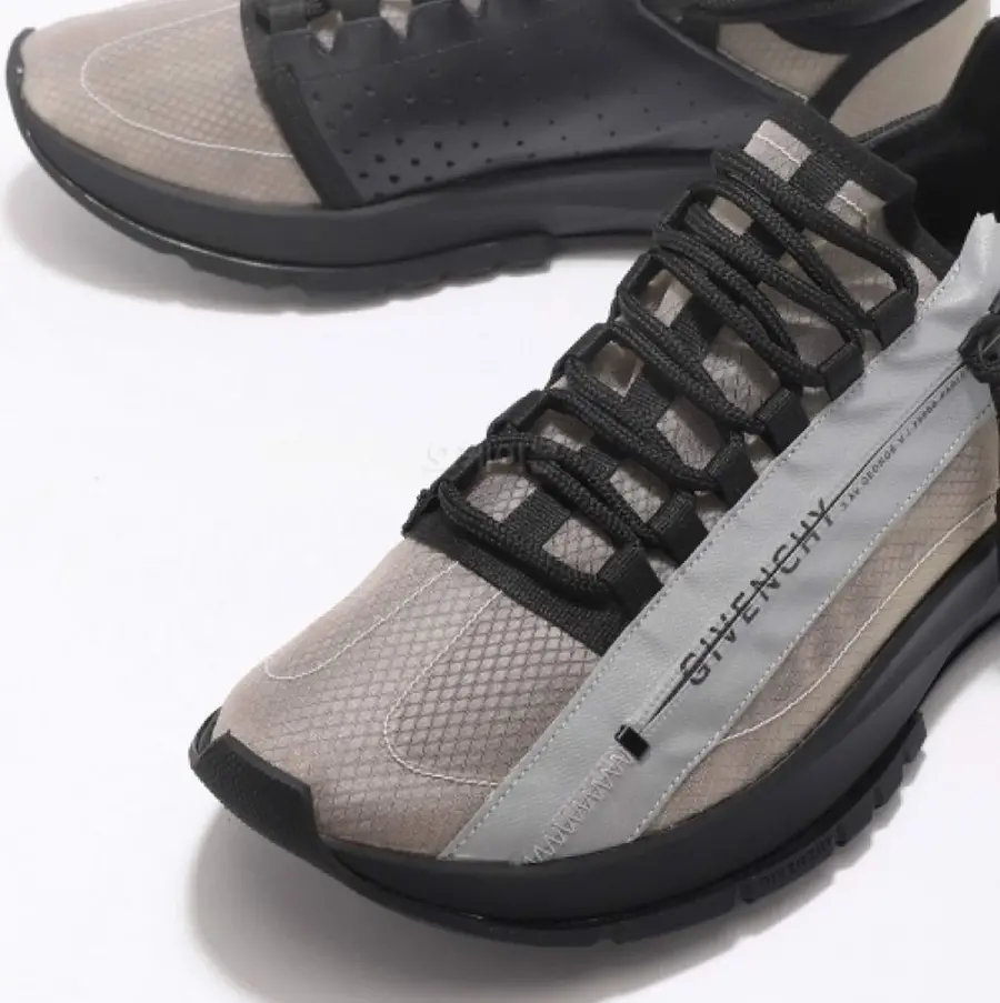 Alternative view of Giày Givenchy Spectre Runner Low 'Grey' BH003MH14T-029