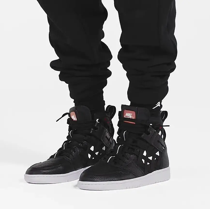 Alternative view of Giày Nike Air Jordan 1 High Cargo 'Black' CD6757-001