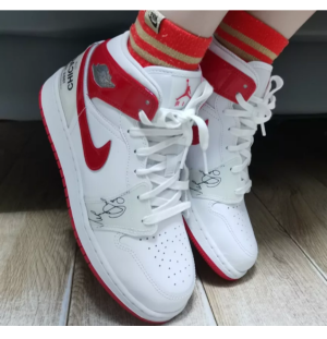Alternative view of Giày Nike Air Jordan 1 Mid ‘Rookie Season’ DR6496-116