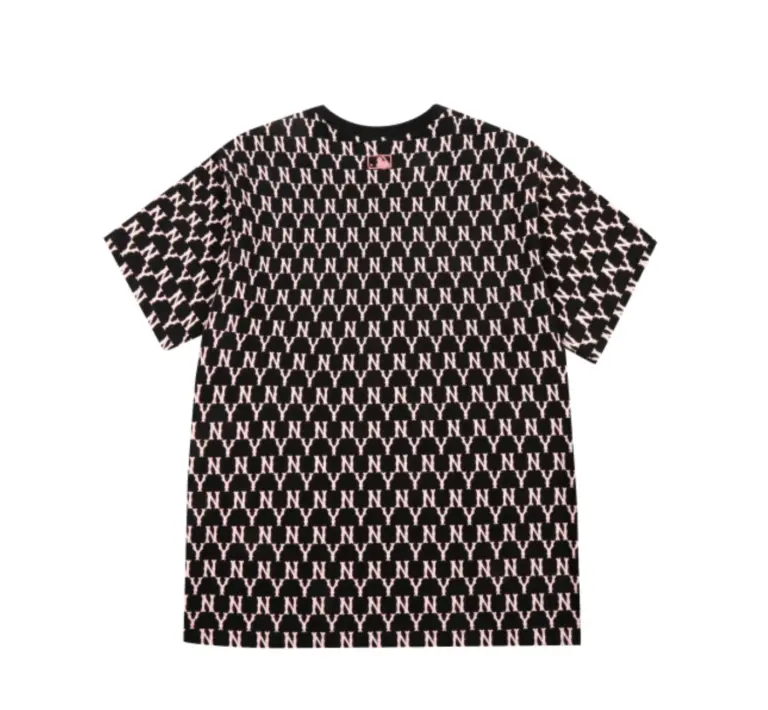 Áo MLB Monogram All Over Over Fit Short Sleeve Black Pink 31TSM1131-50X - Ảnh 4