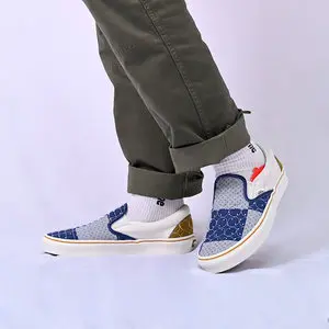 Alternative view of Giày Vans Classic Slip-On Skate 'Quilted Bandana' VN0A7VCFBCK