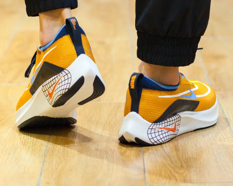 Alternative view of Giày Nike Zoom Fly 4 Premium 'Light Curry' DO9583-700