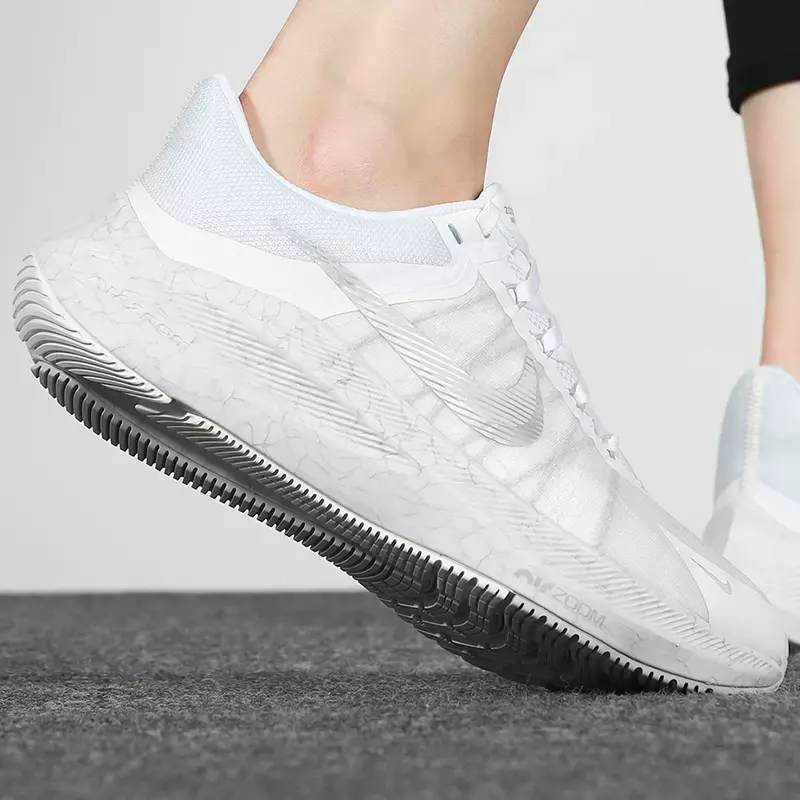Giày Nike Wmns Zoom Winflo 8 'White Metallic Silver' CW3421-104 - Ảnh 5