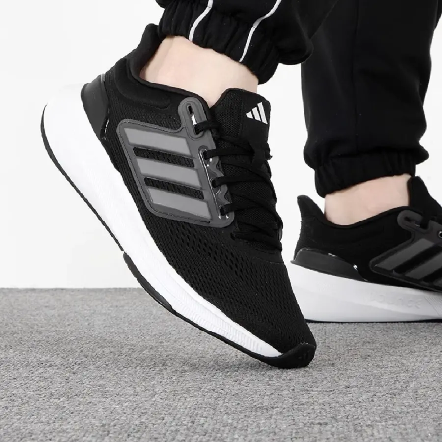 Alternative view of Giày Adidas Ultrabounce 'Core Black' HP5796