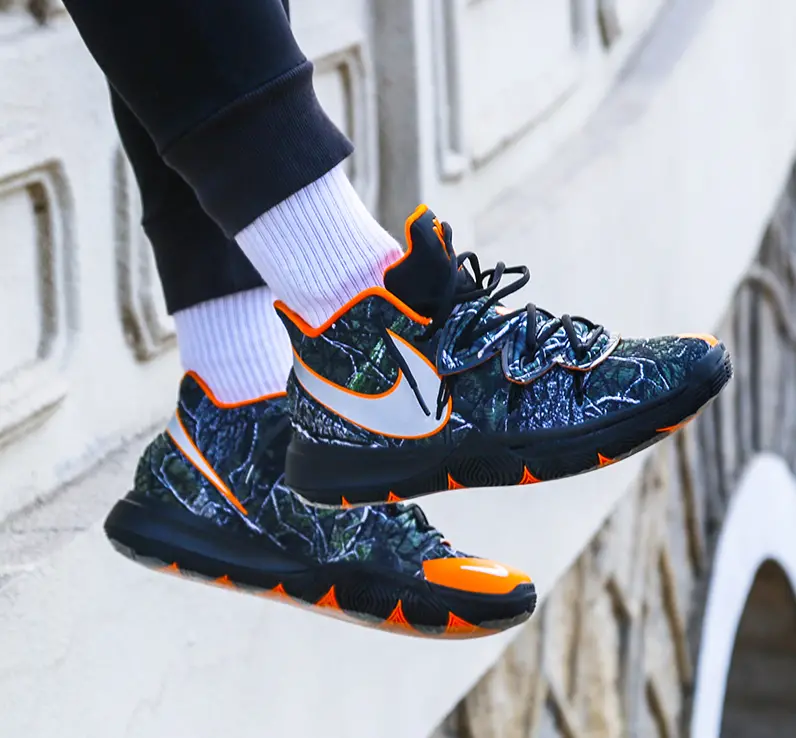 Alternative view of Giày Nike Kyrie 5 EP 'Taco' AO2919-902