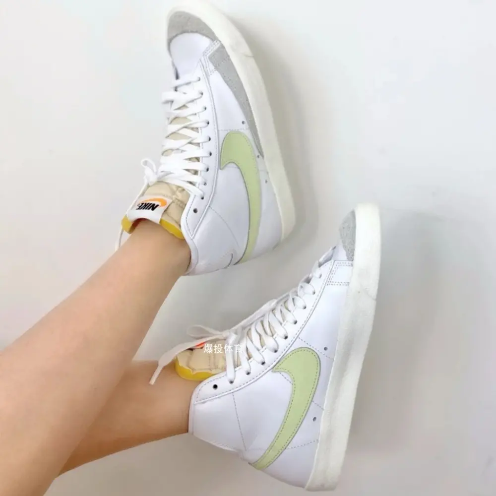 Giày Nike Wmns Blazer Mid '77 'Barely Volt' CZ1055-108 - Ảnh 6