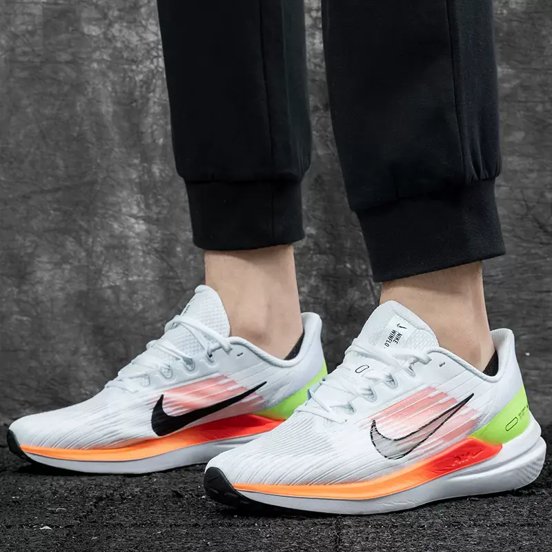 Alternative view of Giày Nike Air Winflo 9 'White Black Total Orange' DD6203-100