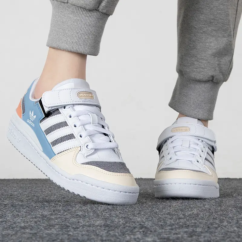 Alternative view of Giày Adidas Forum Low 'Tan Orange' GZ4405