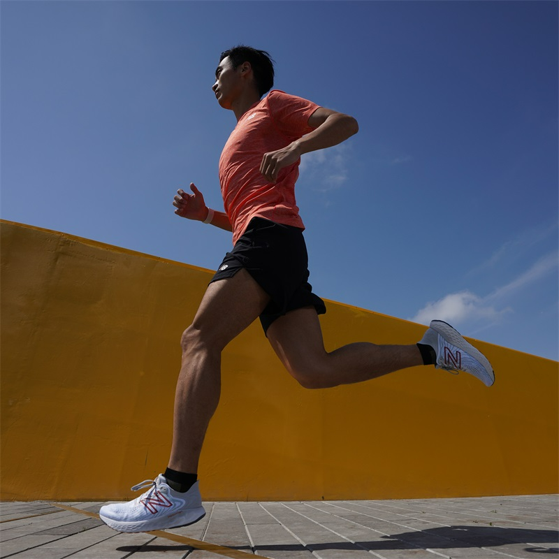 Giày New Balance Fresh Foam 1080v11 'White Ghost Pepper' M1080W11 - Ảnh 2