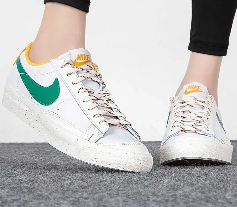 Alternative view of Giày Nike Blazer Low '77 (GS) DQ5088-131