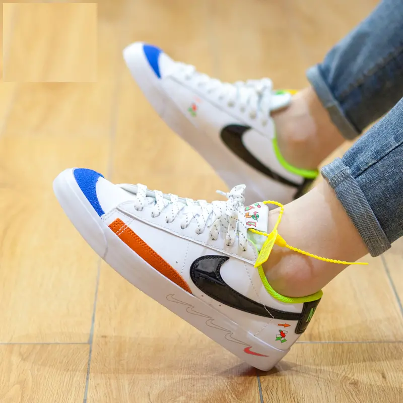 Alternative view of Giày Nike Blazer Low '77 'Multicolor' DV1747-101