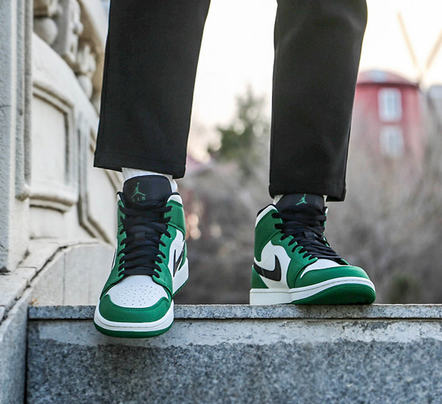 Giày Nike Air Jordan 1 Mid 'Pine Green' 852542-301 - Ảnh 3